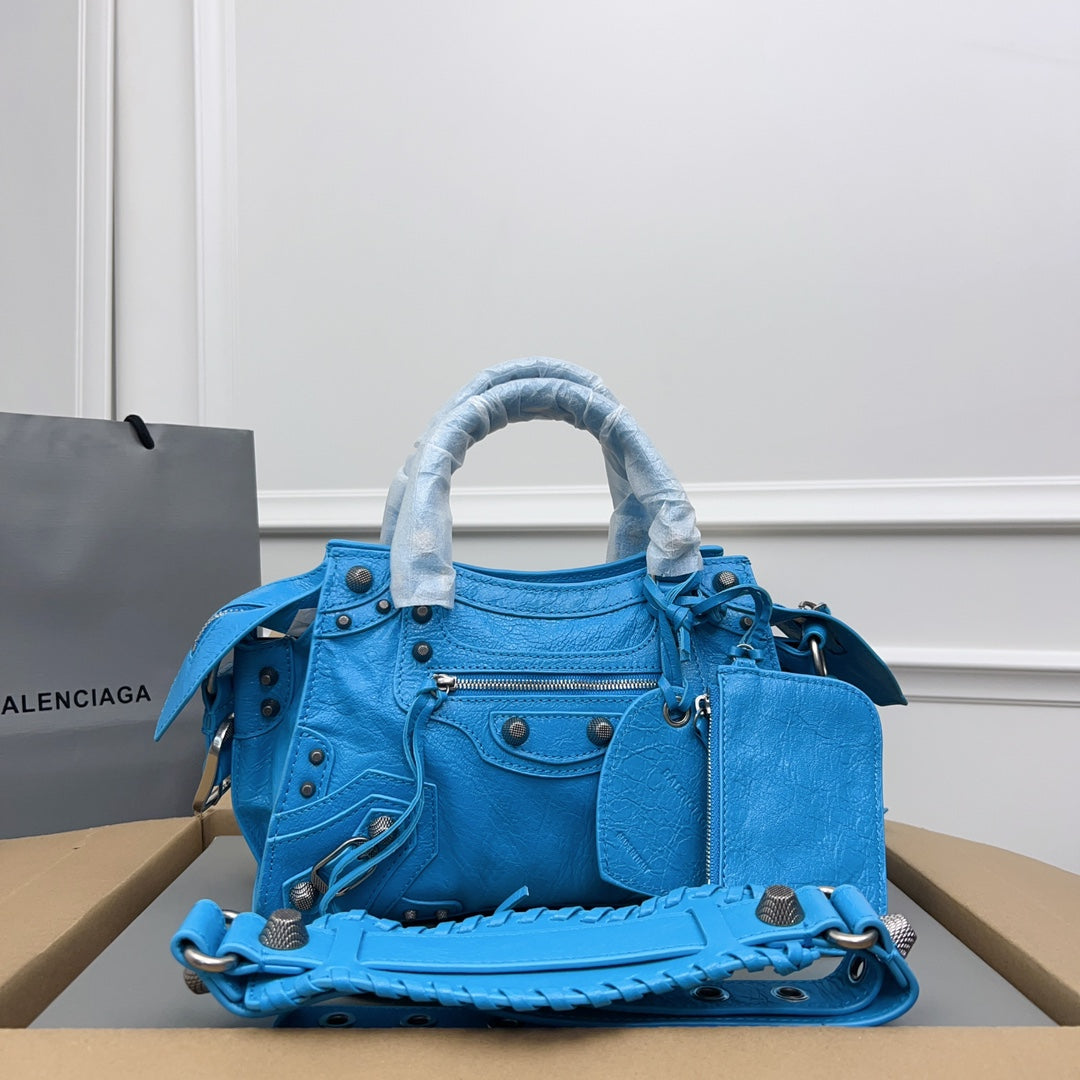 NEO CAGOLE LAMBSKIN