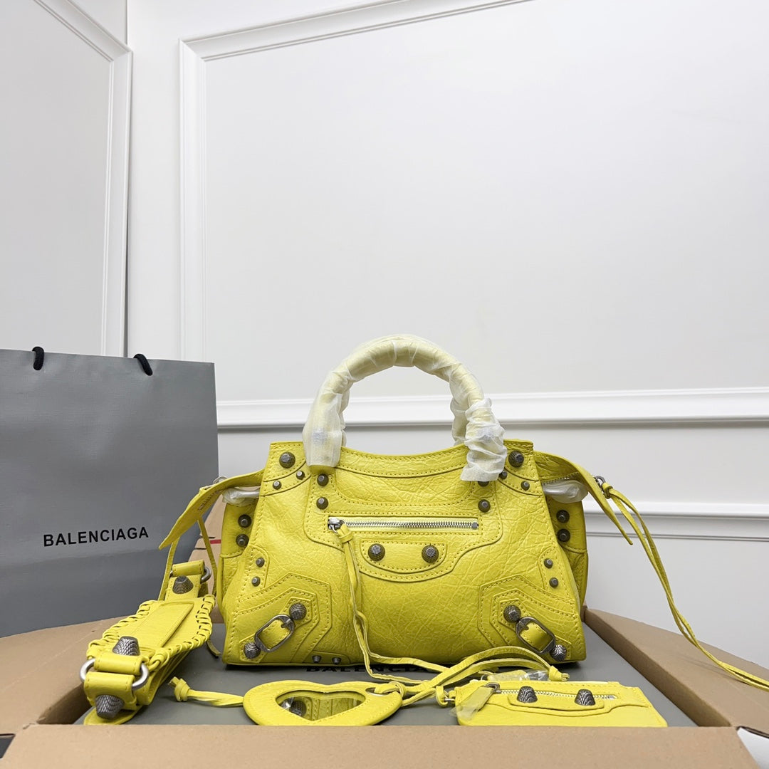 NEO CAGOLE LAMBSKIN