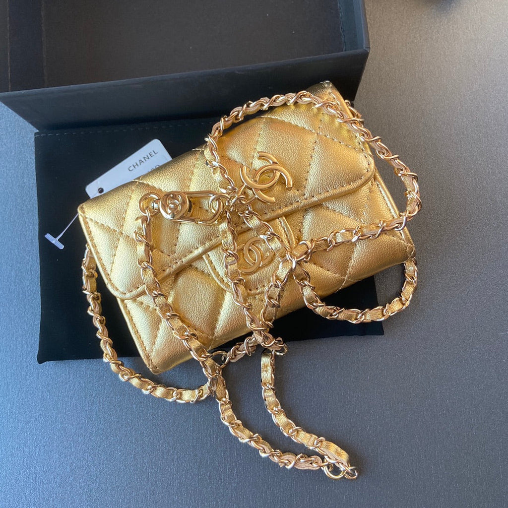 C*C 24 Classic Wallet On Chain Sheepskin