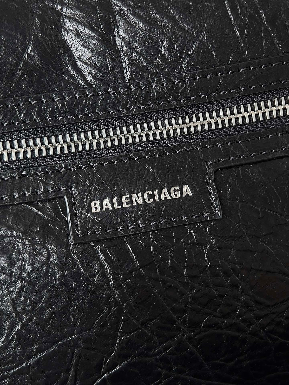 SUPERBUSY SLING BAG LAMBSKIN