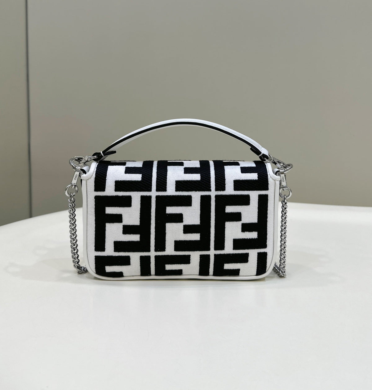F*ndi BAGUETTE BAG CANVAS GOLD HARDWARE