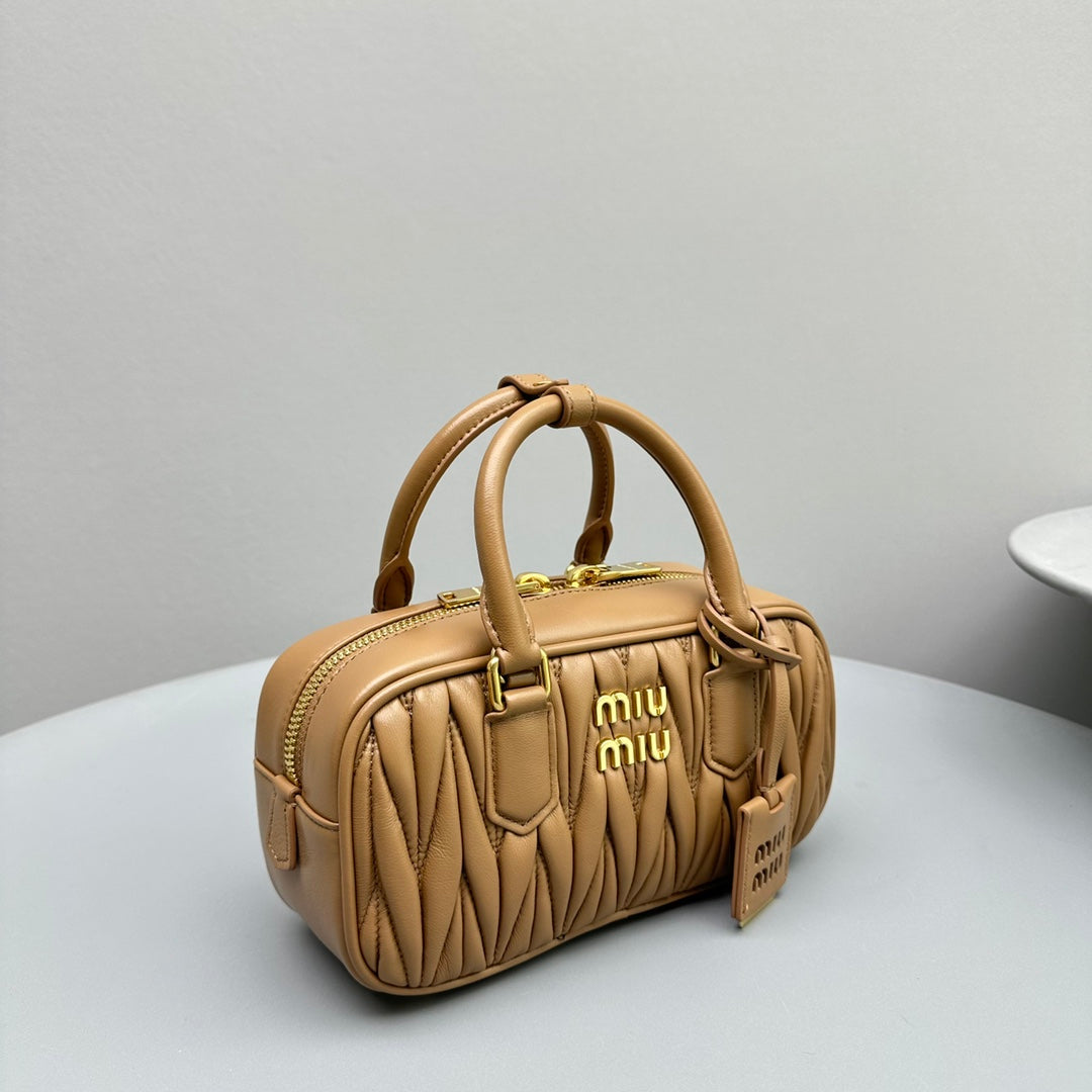 ARCADIE BAG LAMBSKIN