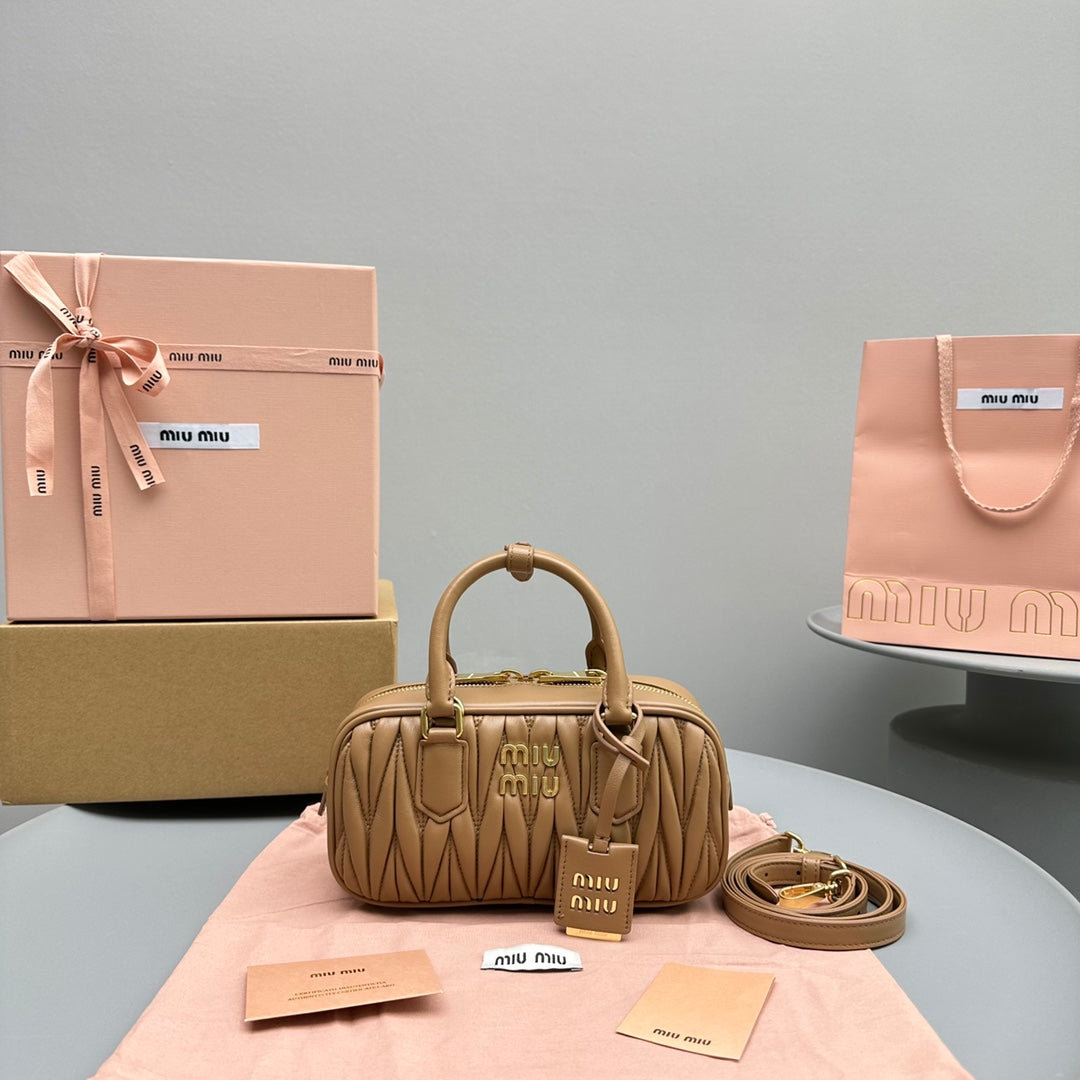 ARCADIE BAG LAMBSKIN