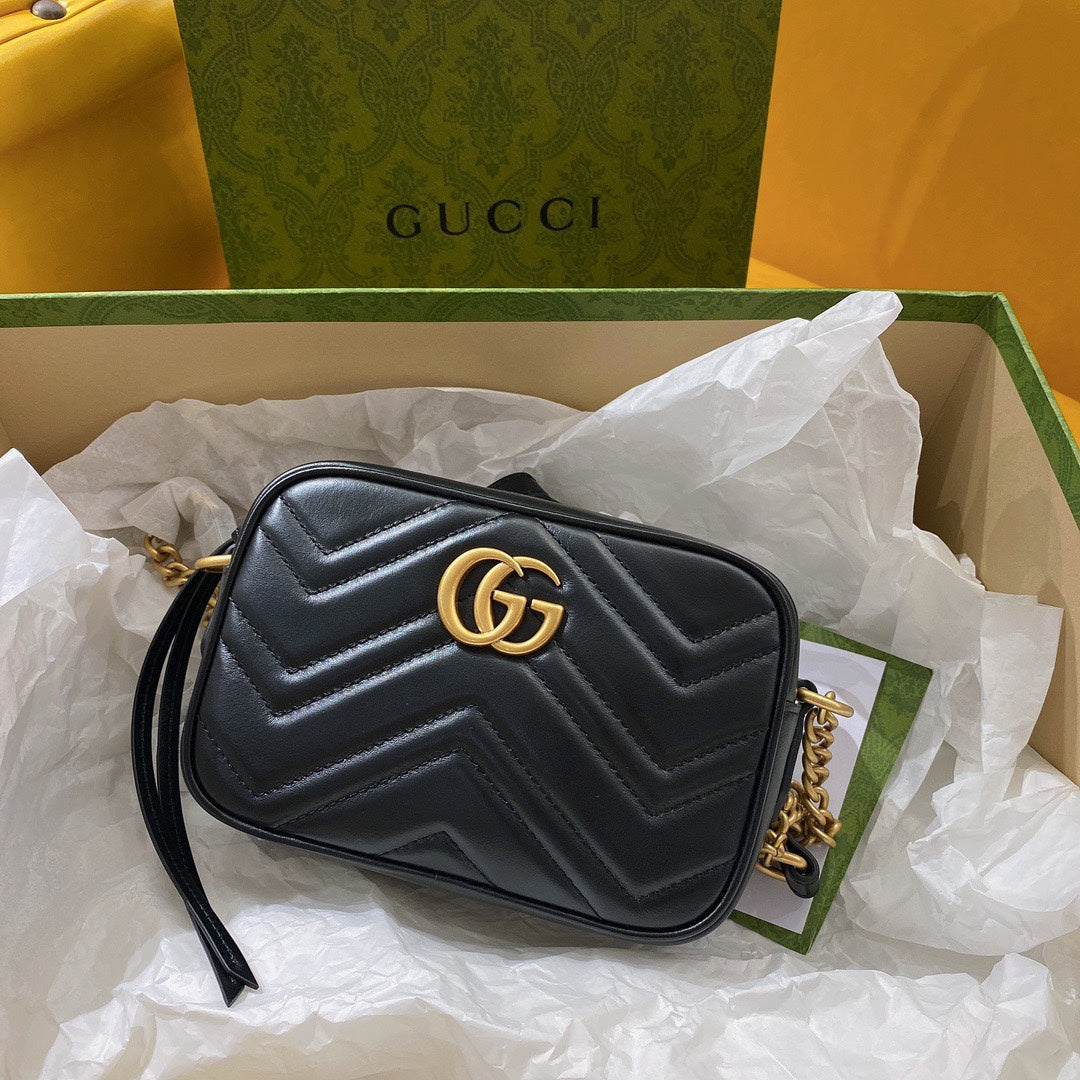 G*G MINI 18 MARMONT MATELASSÉ BLACK CALFSKIN WITH GOLDEN LOGO