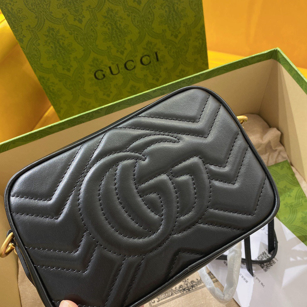 G*G MINI 18 MARMONT MATELASSÉ BLACK CALFSKIN WITH GOLDEN LOGO