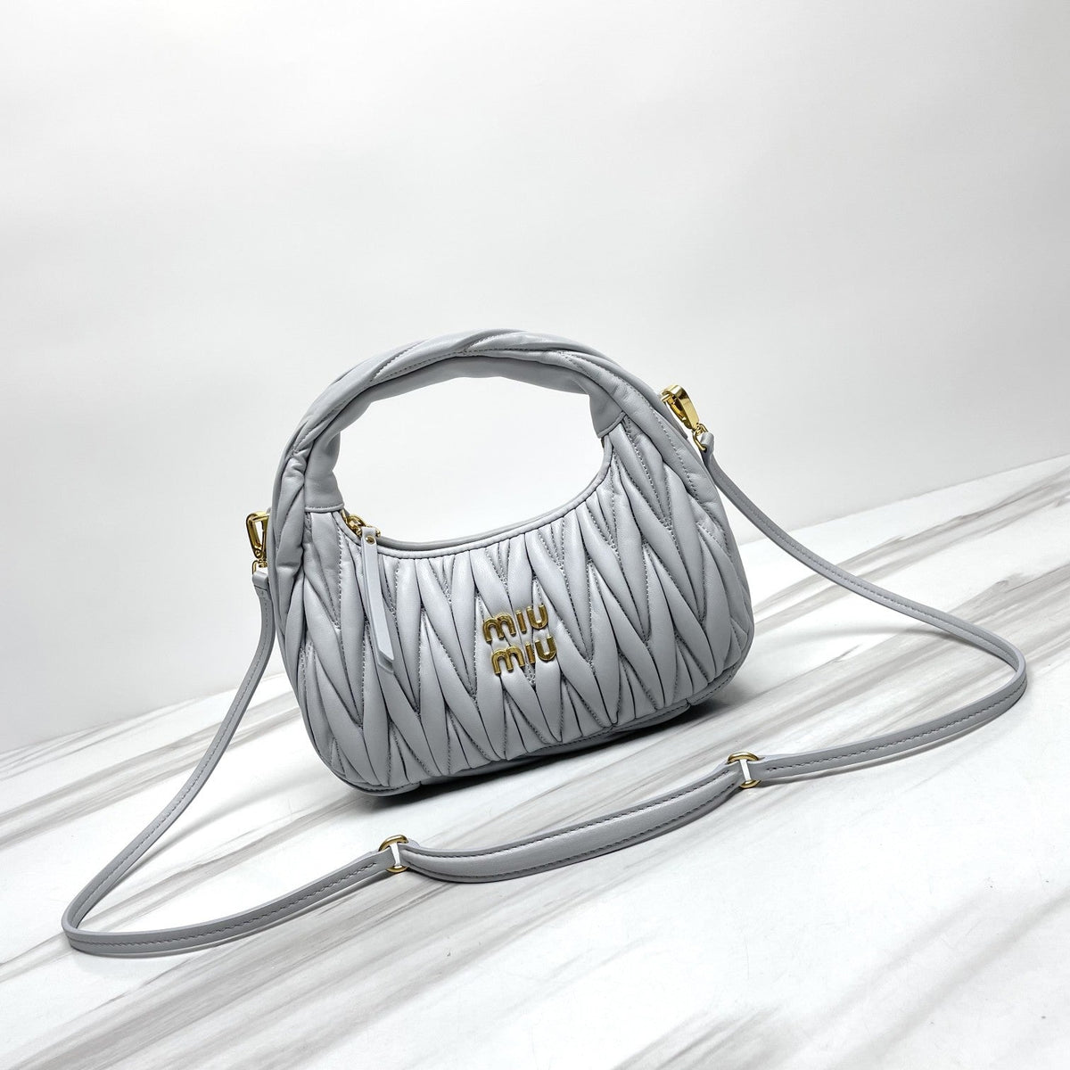 MIUWANDER HOBO MATELASSE LEATHER
