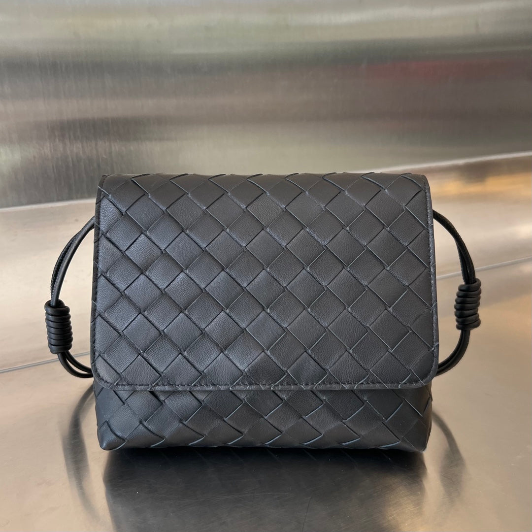 B*V Crossbody Bag Calfskin Ghw