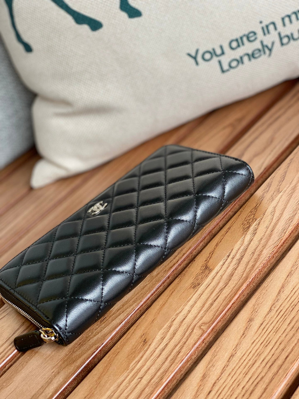 C*C Zippy Long Wallet 19.5cm Black Sheepskin Sliver Steel