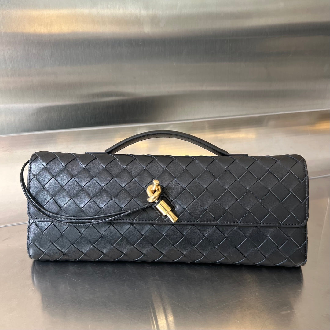 B*V Long Clutch Andiamo Handle Calfskin Ghw