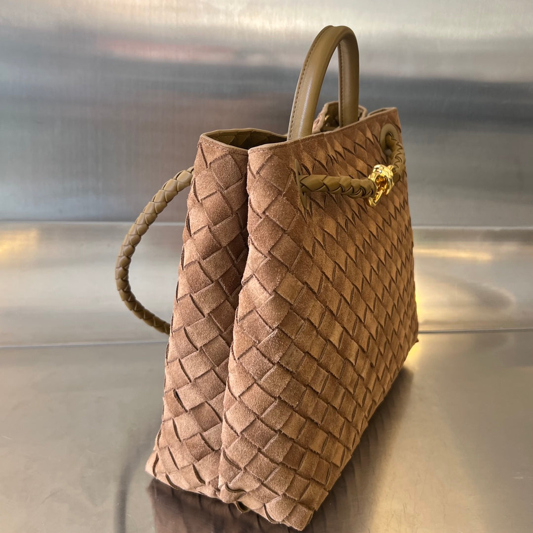 B*V andiamo suede