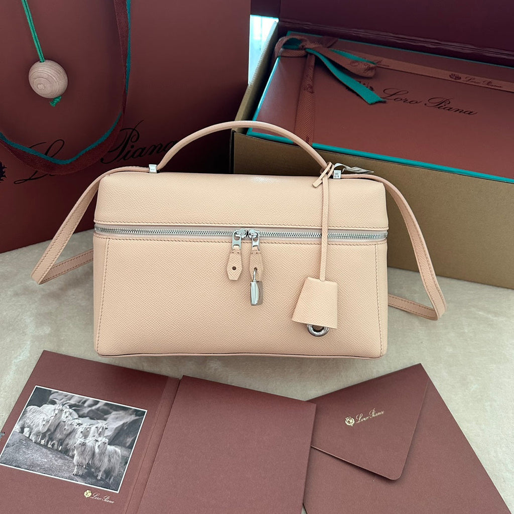 EXTRA BAG L27 SMOOTH CALFSKIN SILVER HARDWARE