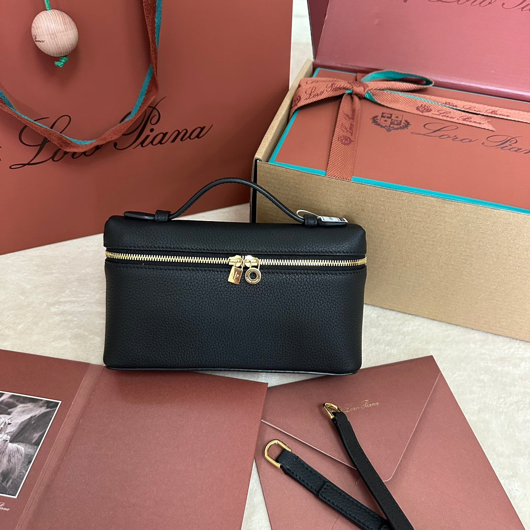 EXTRA POCKET L19 CALFSKIN GOLD HARDWARE