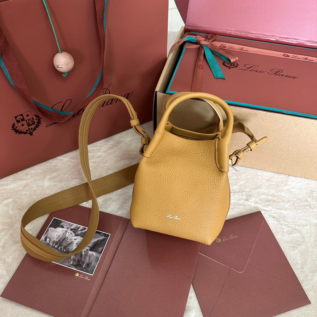 BALE BAG CALFSKIN
