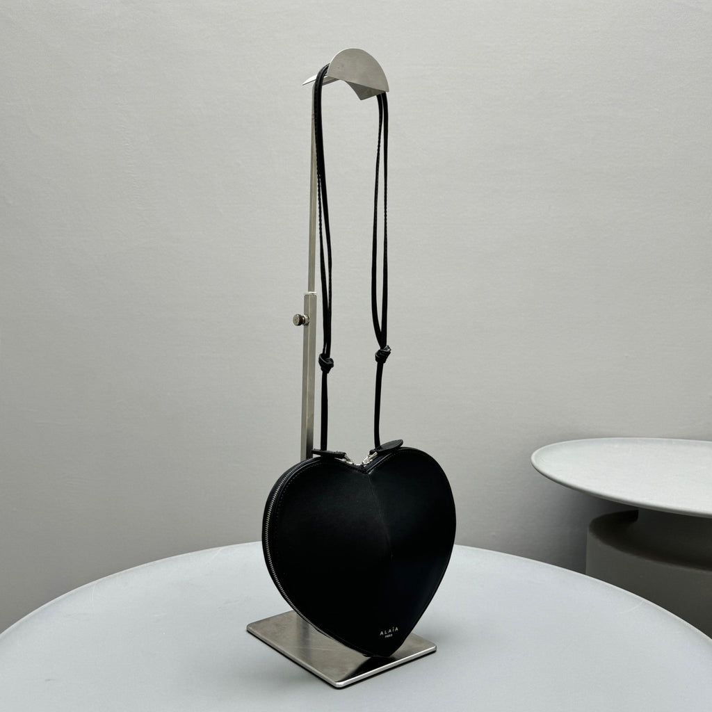 Le Coeur Calfskin Shouder bag