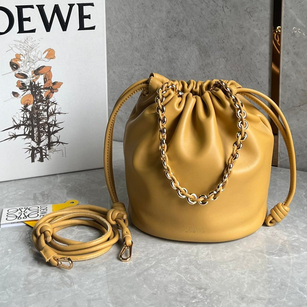 L*E FLAMENCO PURSE BUCKET MELLOW NAPPA LAMBSKIN