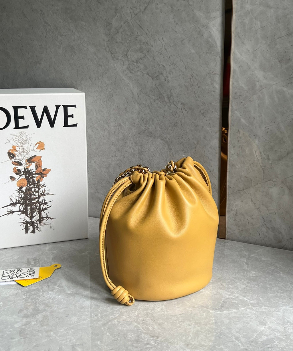 L*E FLAMENCO PURSE BUCKET MELLOW NAPPA LAMBSKIN