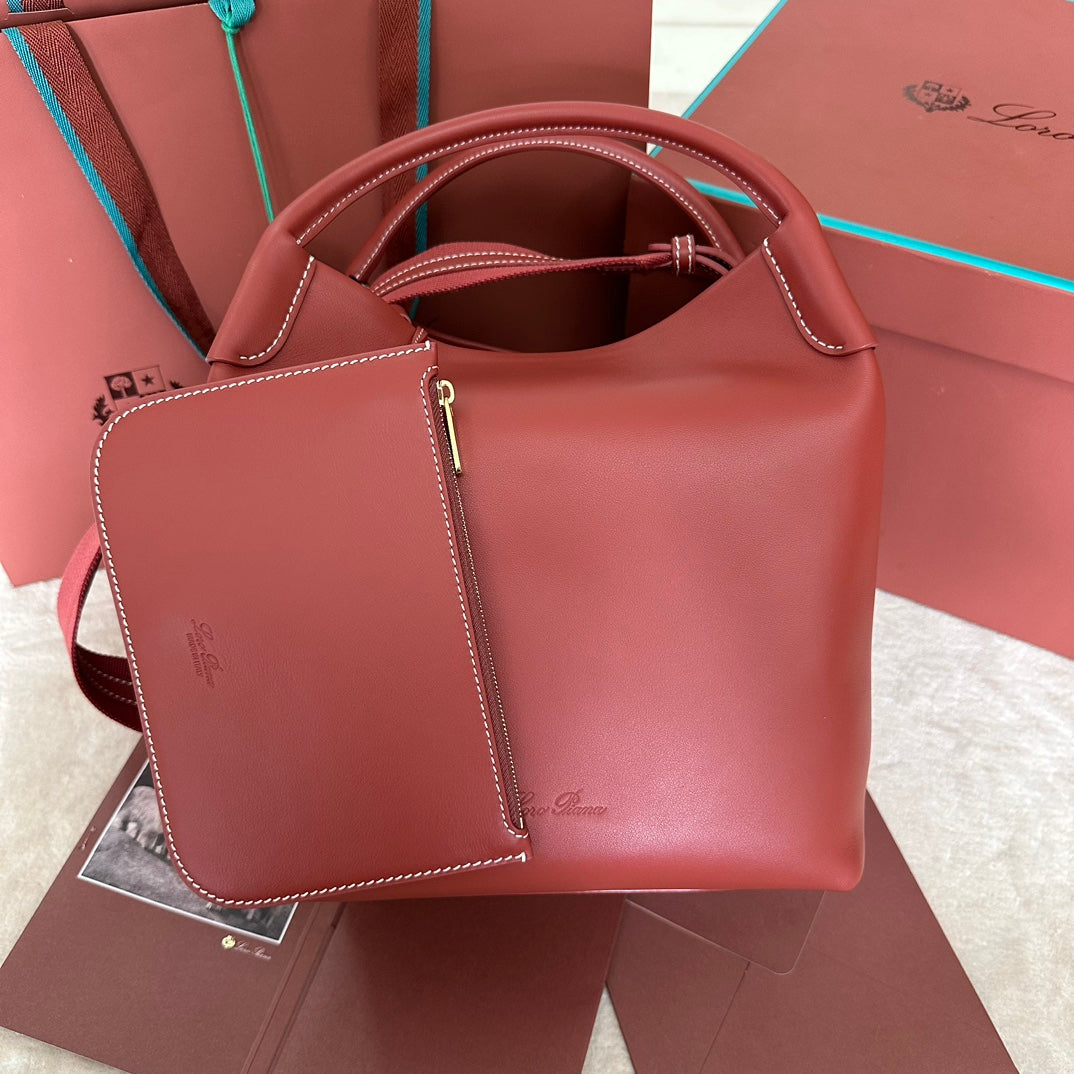 BAG CALFSKIN GOLD HARDWARE