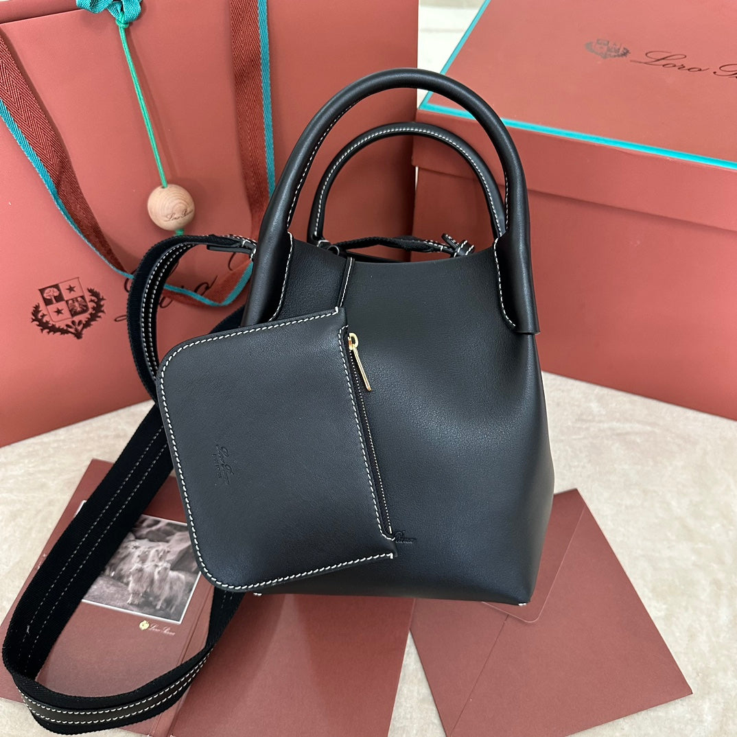 BALE BAG GRAINED CALFSKIN GOLD HARDWARE