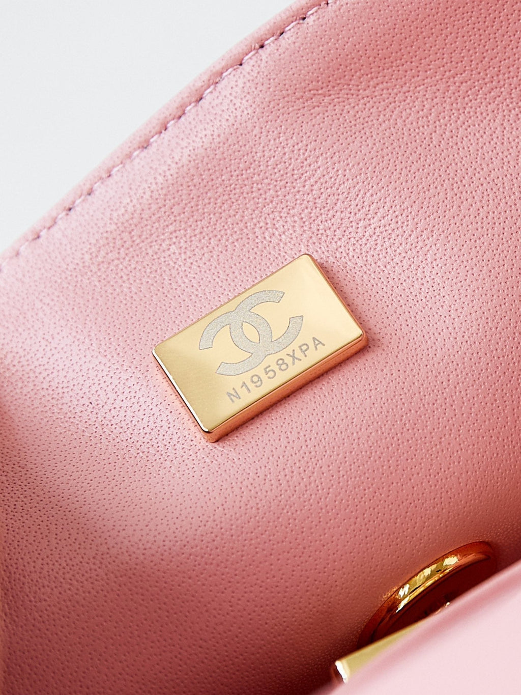 24B FLAP BAG LAMBSKIN