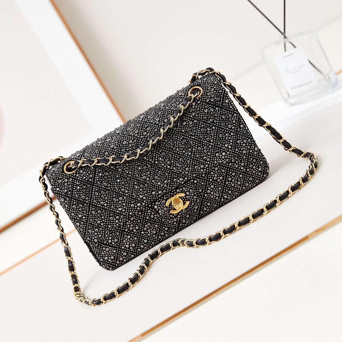 24B FLAP BAG LAMBSKIN