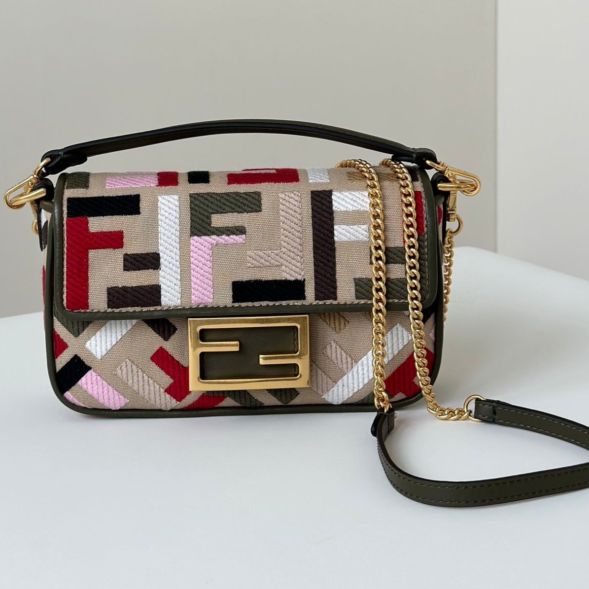BAGUETTE CANVAS BAG F*F EMBROIDERY GOLD HARDWARE