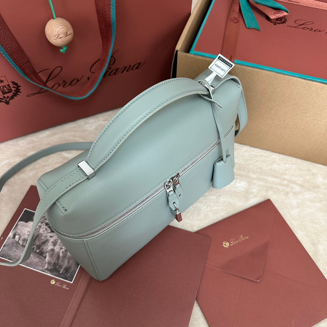 EXTRA BAG L27 SMOOTH CALFSKIN