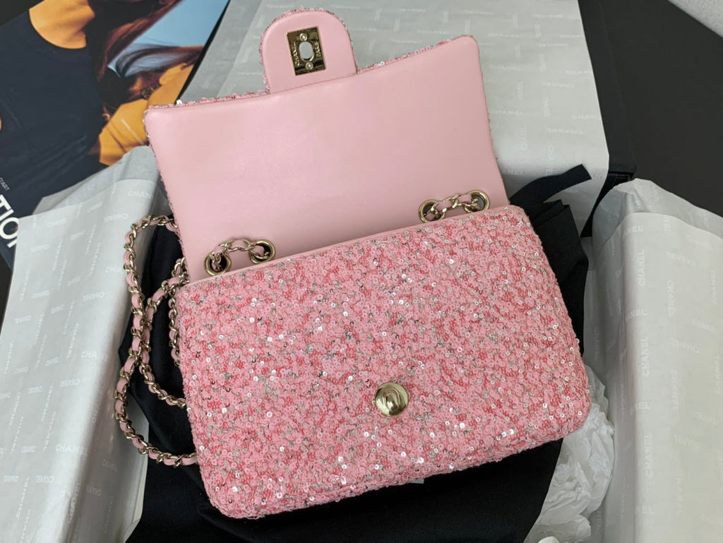 25C Flap Bag Polka Dot Sequin Calfskin