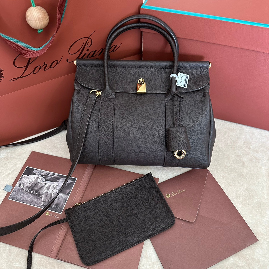 LOOM BAG SMOOTH CALFSKIN GOLD HARDWARE