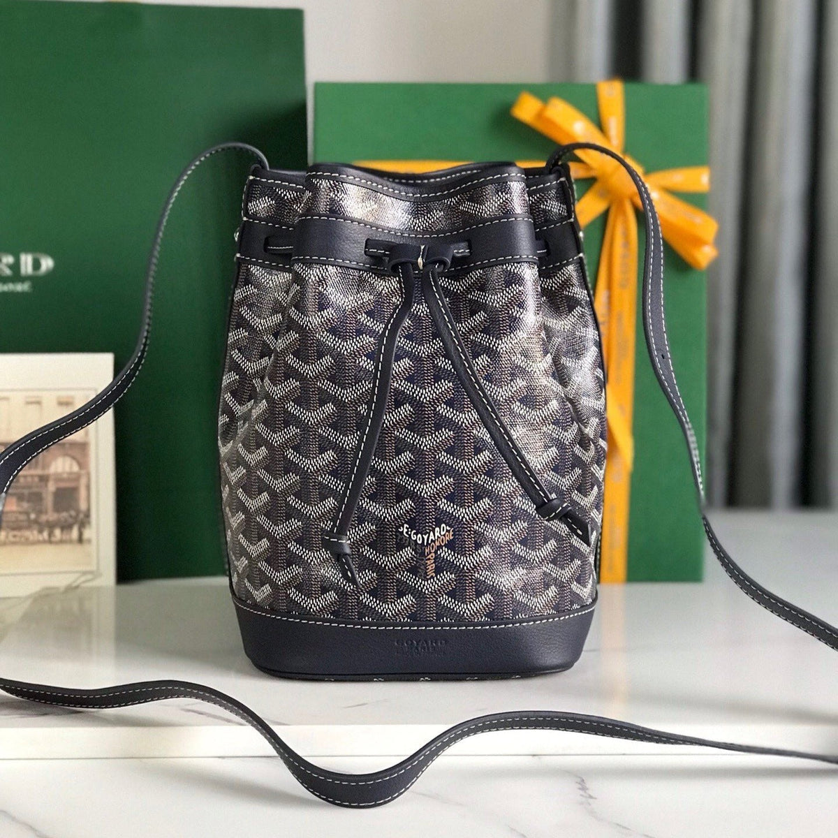 PETIT FLOT BUCKET BAG G*yardine CANVAS LAMBSKIN TRIM