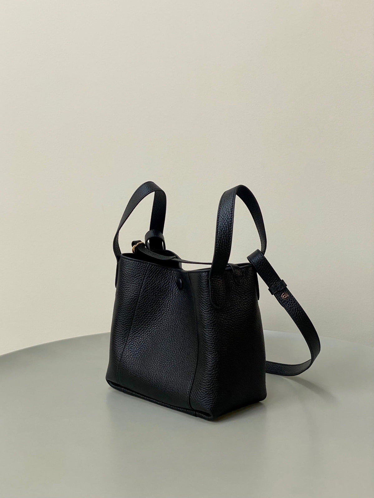 D*or Signature Bucket Bag Black Calfskin