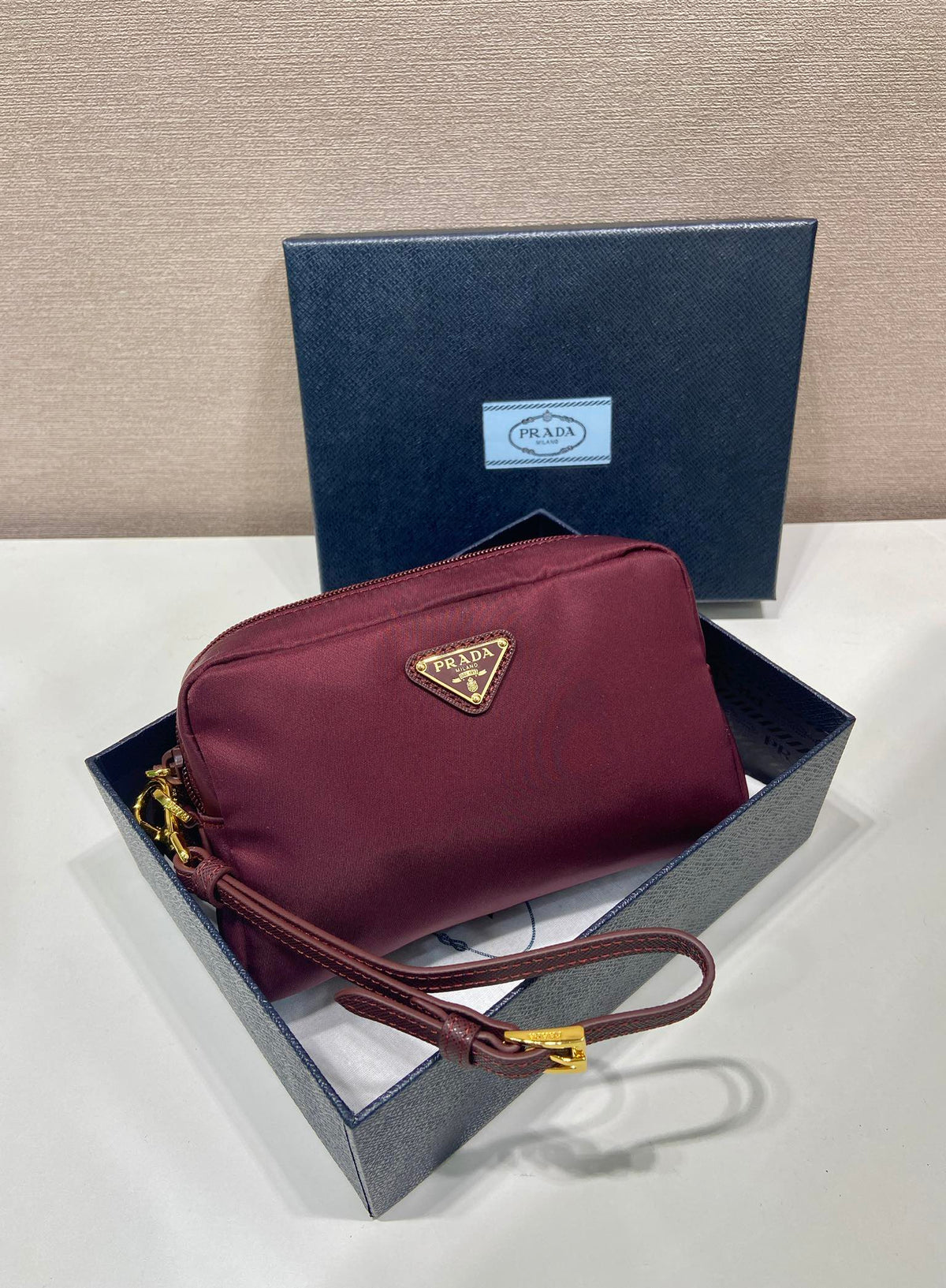 Pr*a clutch large 17 burgundy nylon fabric