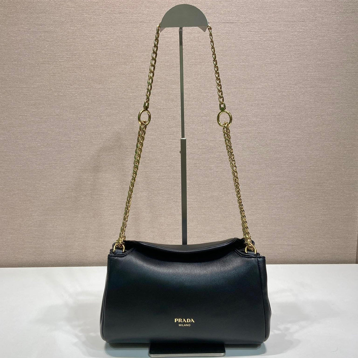Pr*a Tumulte bag leather