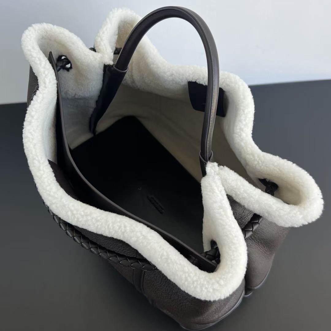B*V Andiamo Large Brown White Fur Leather