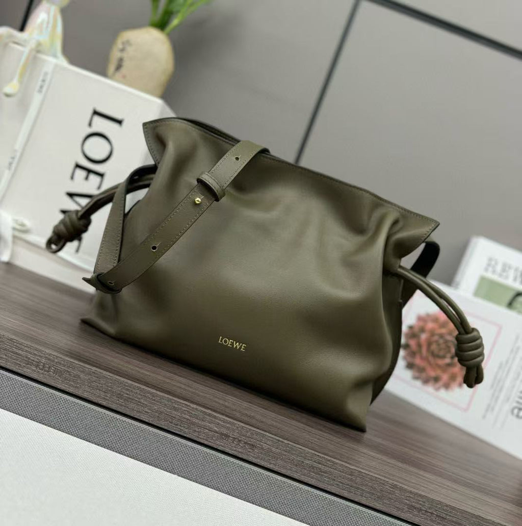L*ewe Flamenco Lucky Bag 30 Eucalyptus Olive Green Nappa Lambskin