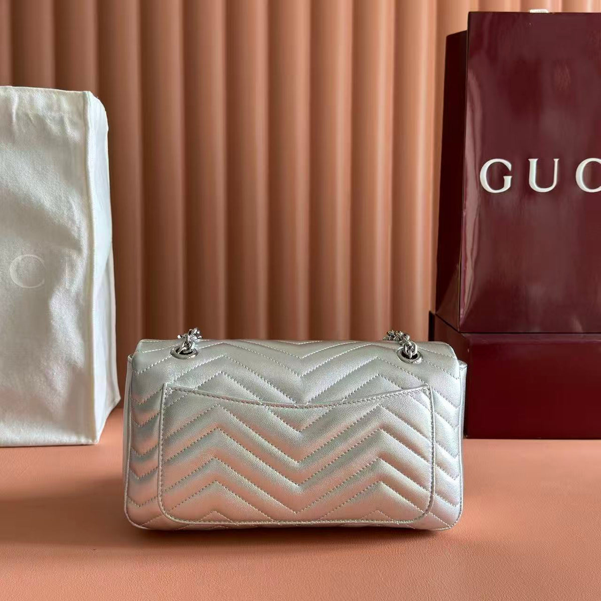G*G Marmont Small Shoulder Bag Metallic Silver Leather