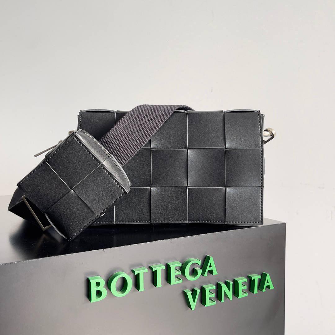B*V Two-In-One Cassette Black 26cm Grey Leather