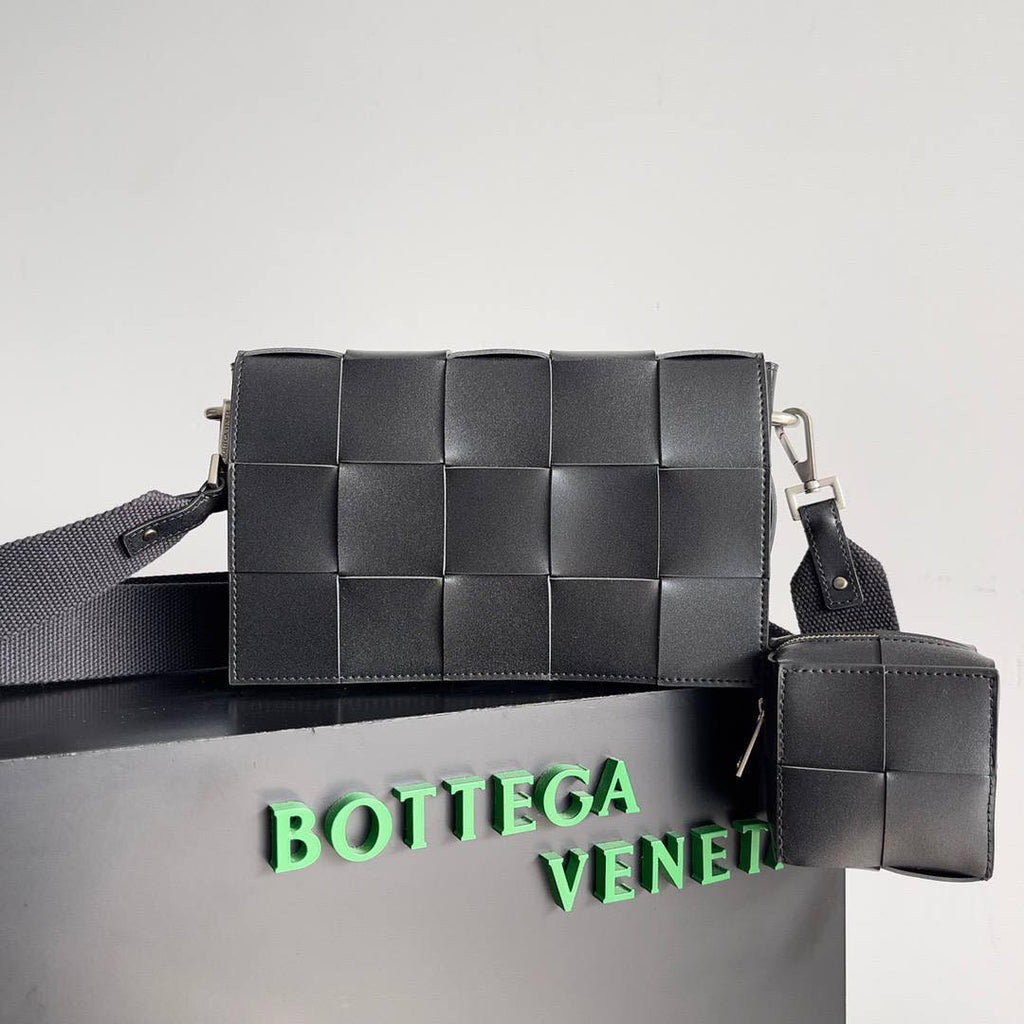 B*V Two-In-One Cassette Black 26cm Grey Leather