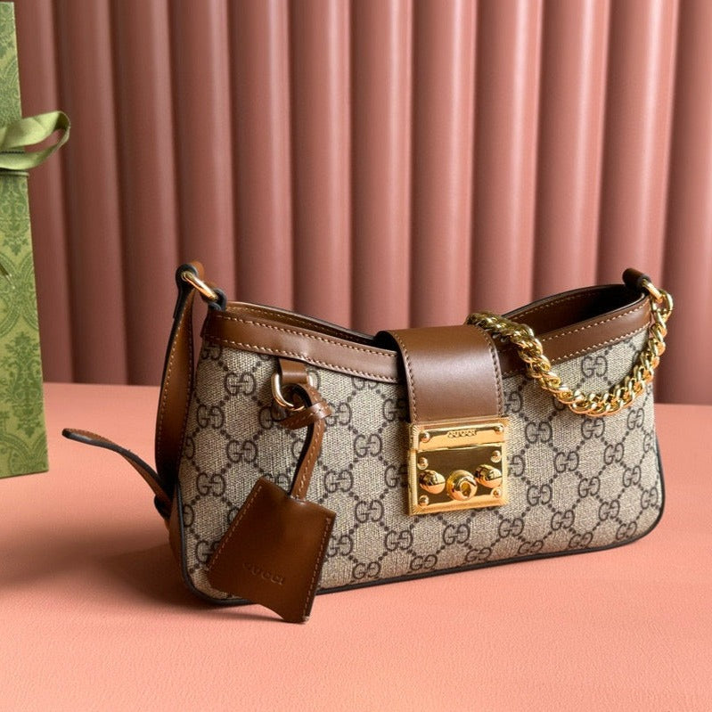 G*G supreme padlock small 26cm small shoulder bag