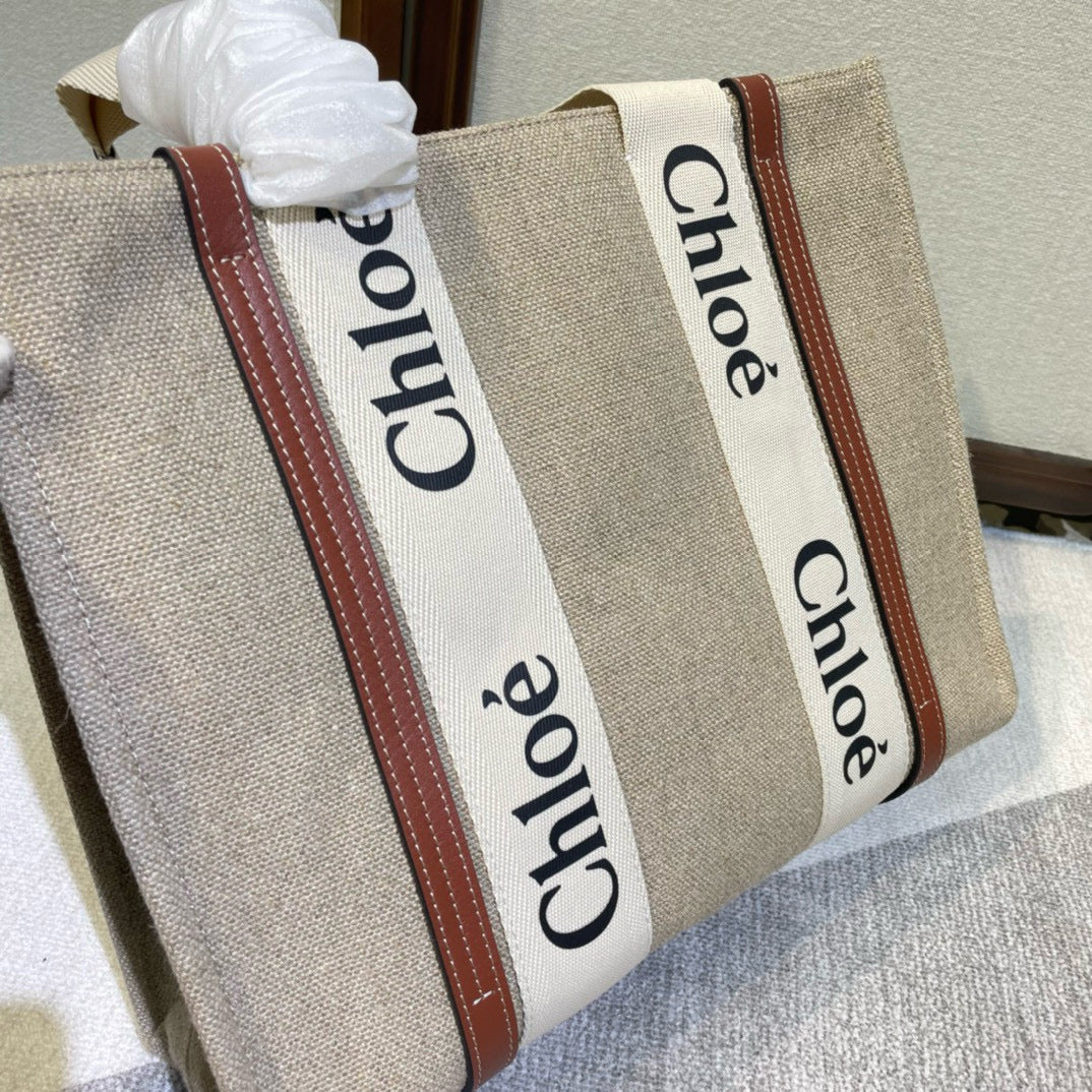 Chl*e Woody tote bag 37cm in linen brown white