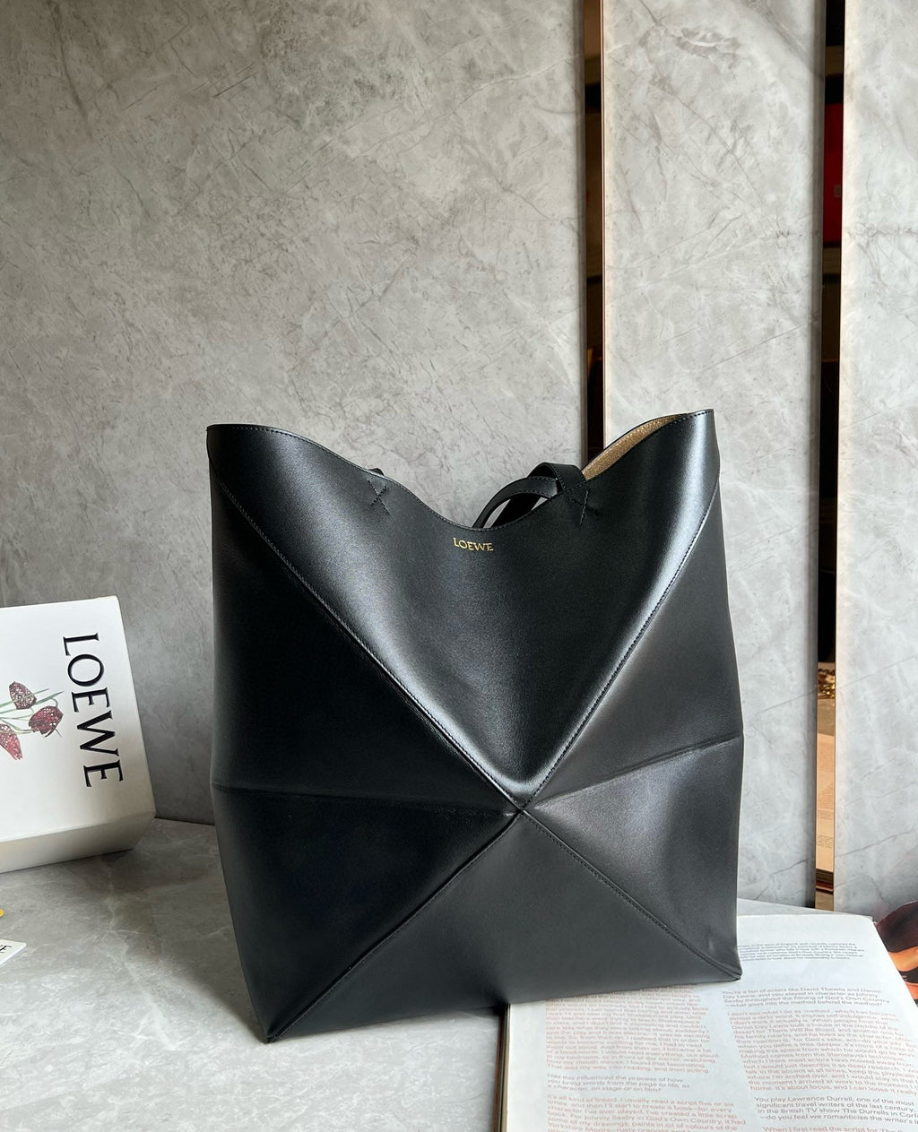 L*ew PUZZLE FOLD TOTE IBLACK SHINY CALFSKIN