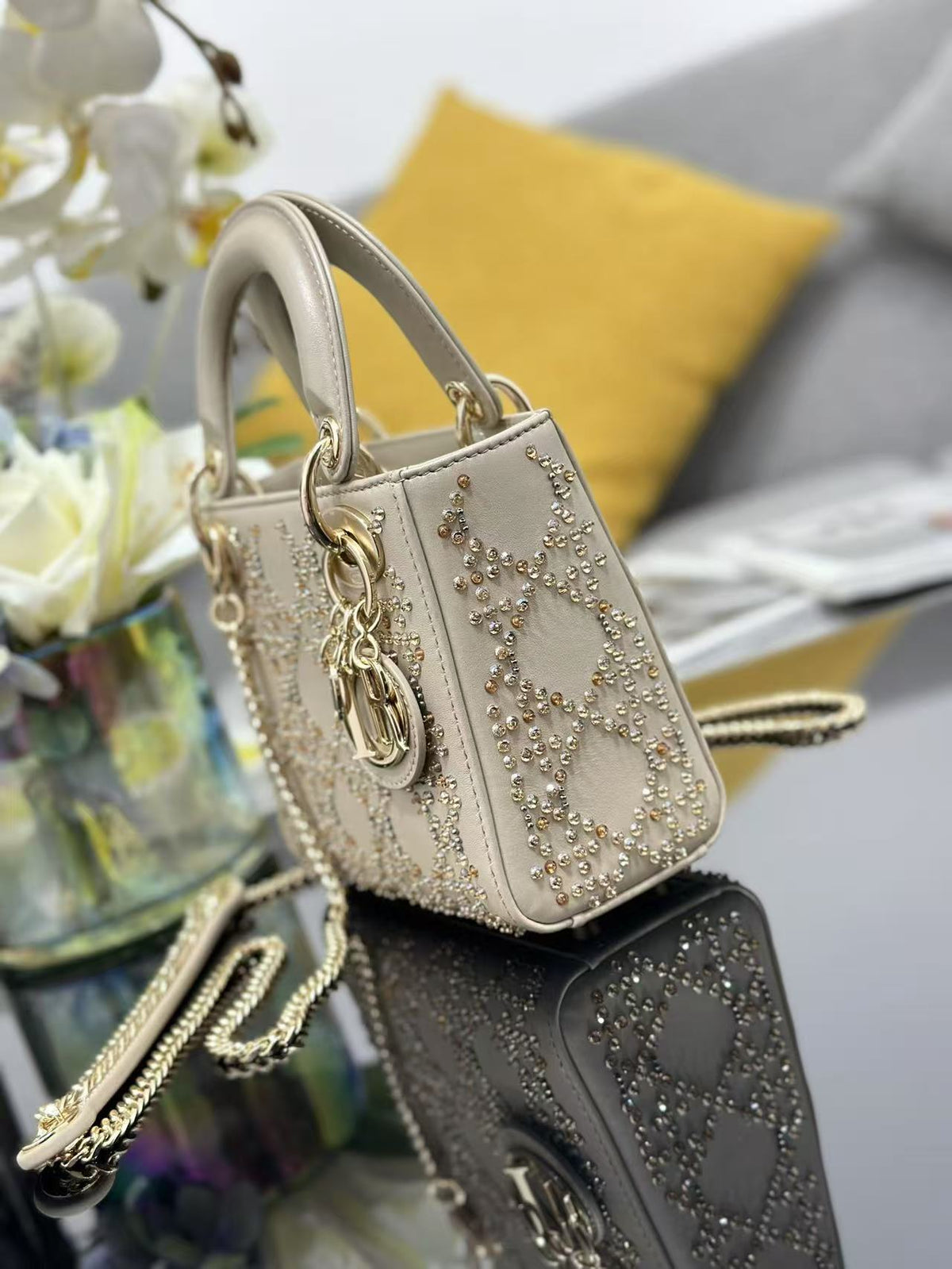 C*D Lady D*or 17 Bag Beige Calfskin
