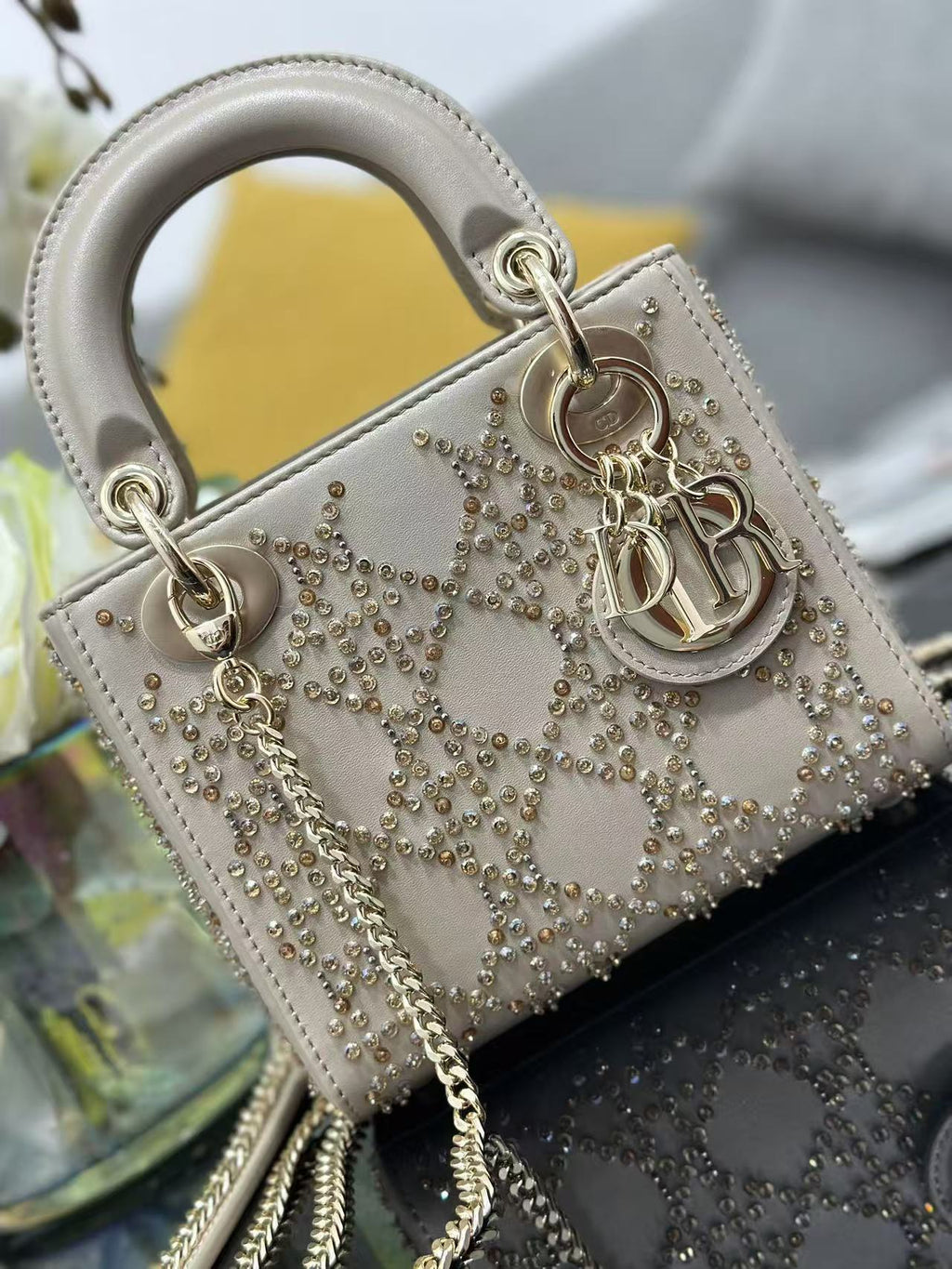 C*D Lady D*or 17 Bag Beige Calfskin