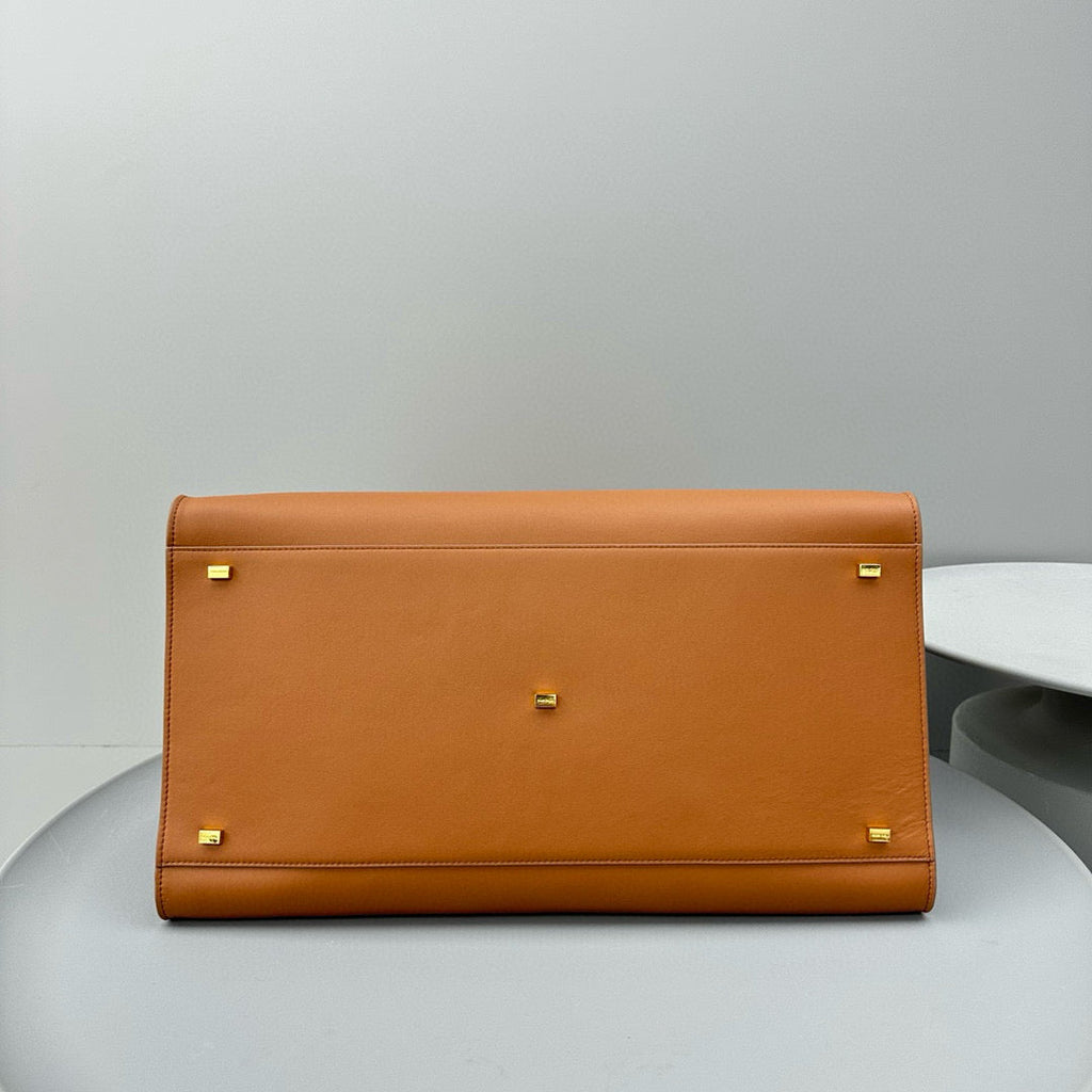 The R*w Margaux 10 Leather