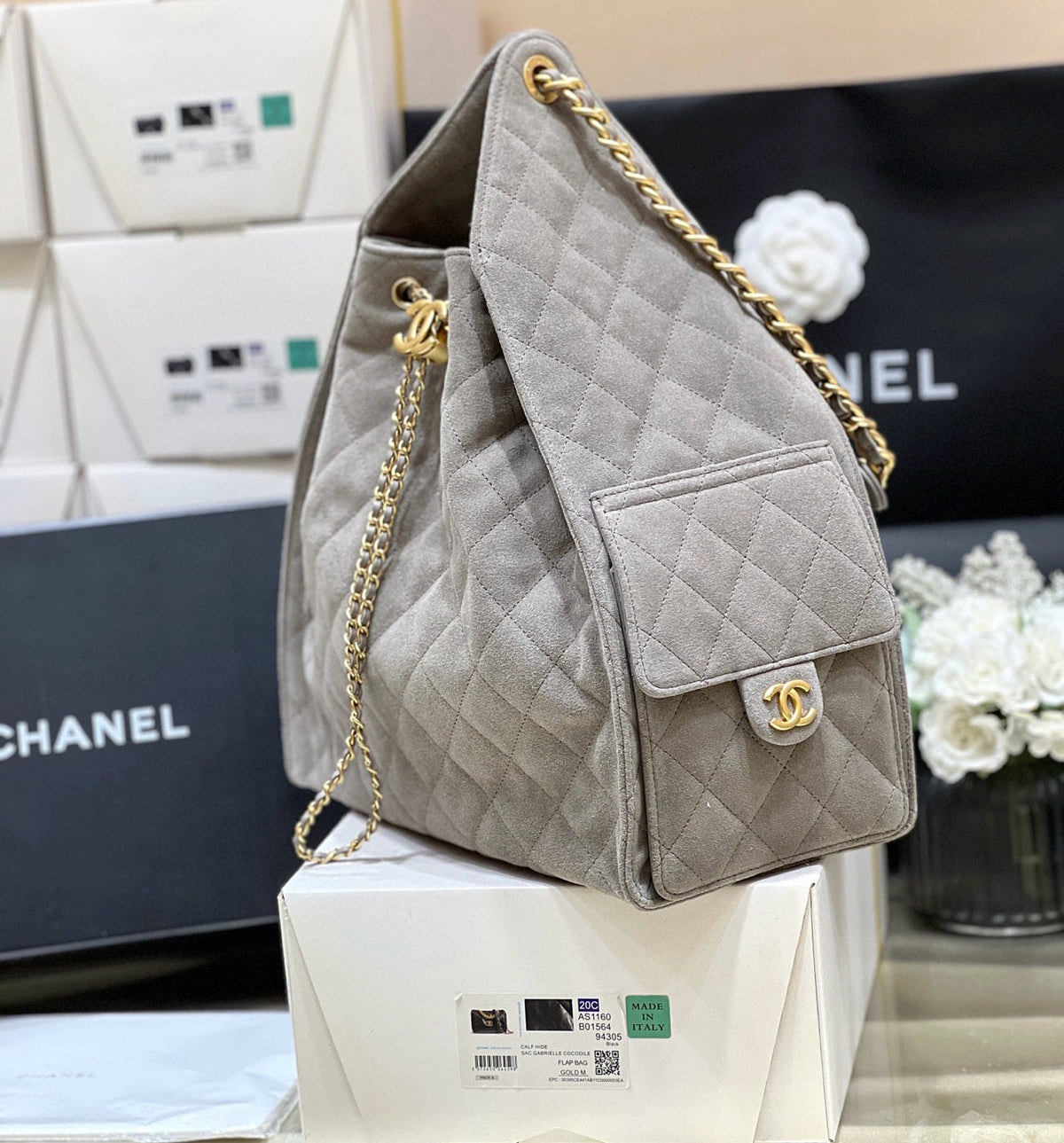C*C 25 Handbag In Gray 40 Suede Calfskin Gold Hardware