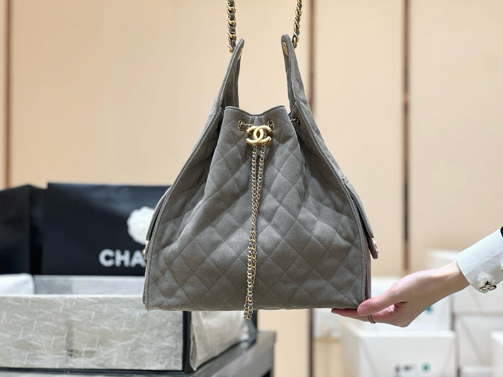 C*C 25 Handbag In Gray 40 Suede Calfskin Gold Hardware