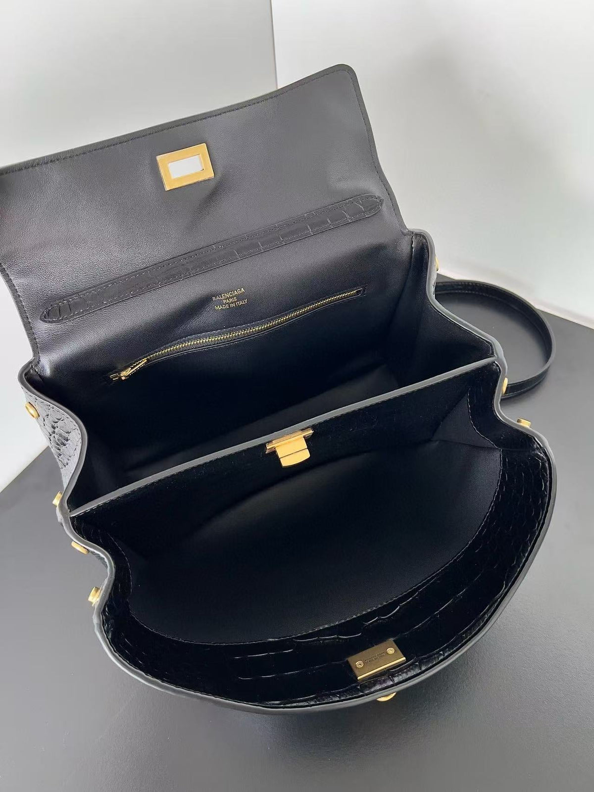 B*lenciaga Rodeo Tote Bag Black Calfskin