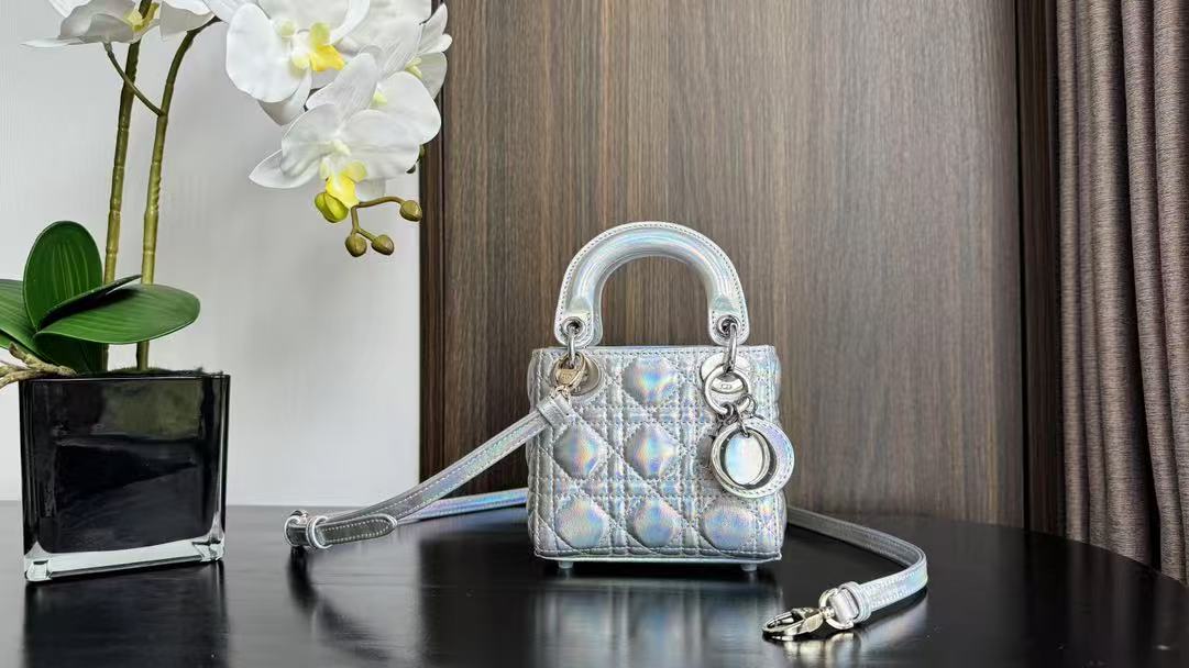 C*D MINI LADY 12 SILVER PATENT LAMBSKIN