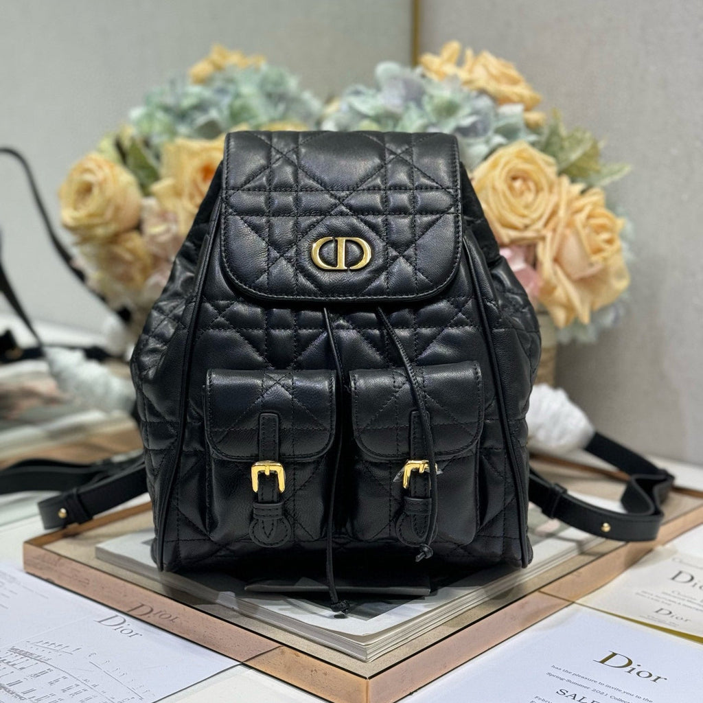 C*D Caro Medium Size Backpack Black Sheepskin 23 x 26.7 x 12.5 cm