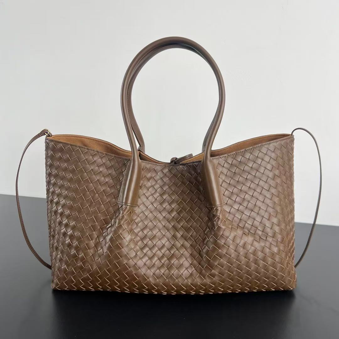 B*V Reversible Tote Bag Intreccio Calfskin Suede
