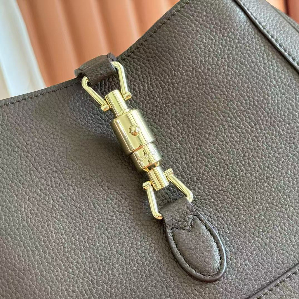 G*cci 25 Jackie Bag Dark Brown Grain Leather